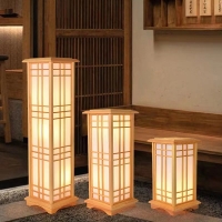 Đèn đứng nhật