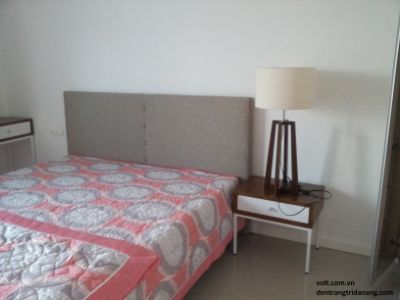 Đèn ngủ chân chữ thập